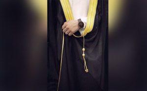 العباءة في المنام للرجل
