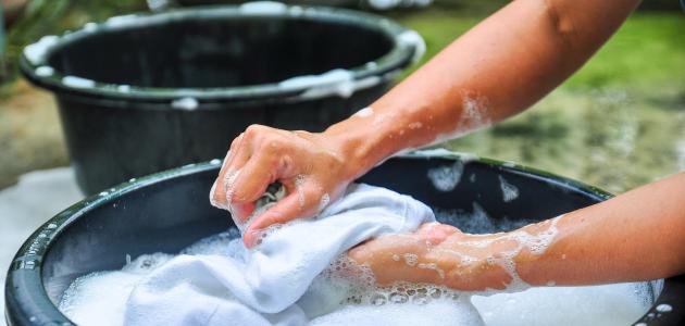  غسل الملابس يدوياً - مدونة صدى الامة