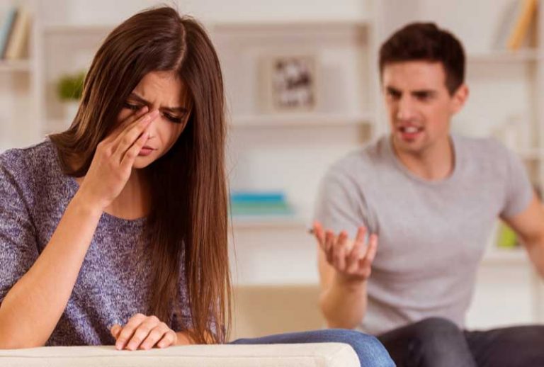 هل غيرة الرجل دليل على حبه؟