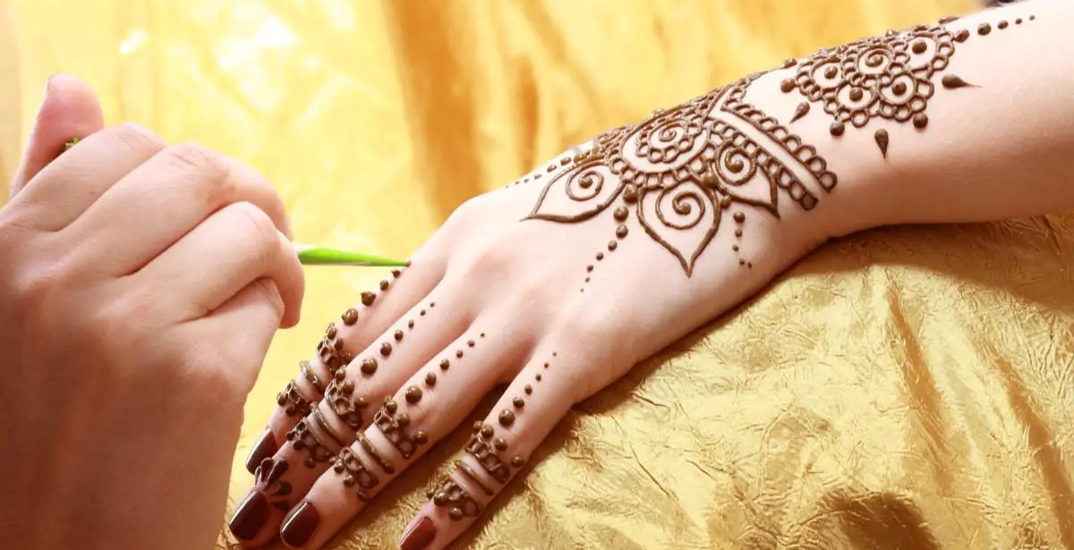 Exceptional Henna Service - Love is Mehndi