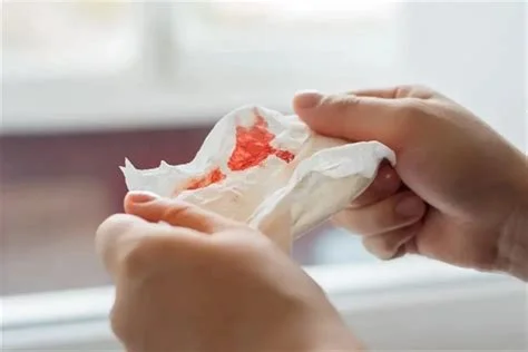 ovulation کے دوران اسپاٹنگ کے ساتھ میرا تجربہ