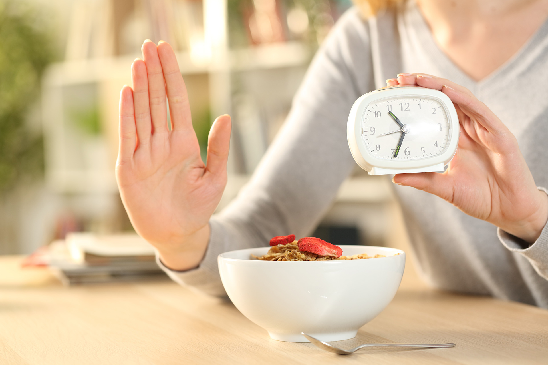 تجربتي مع الصيام المتقطع لمدة أسبوع وأهم مميزاته
