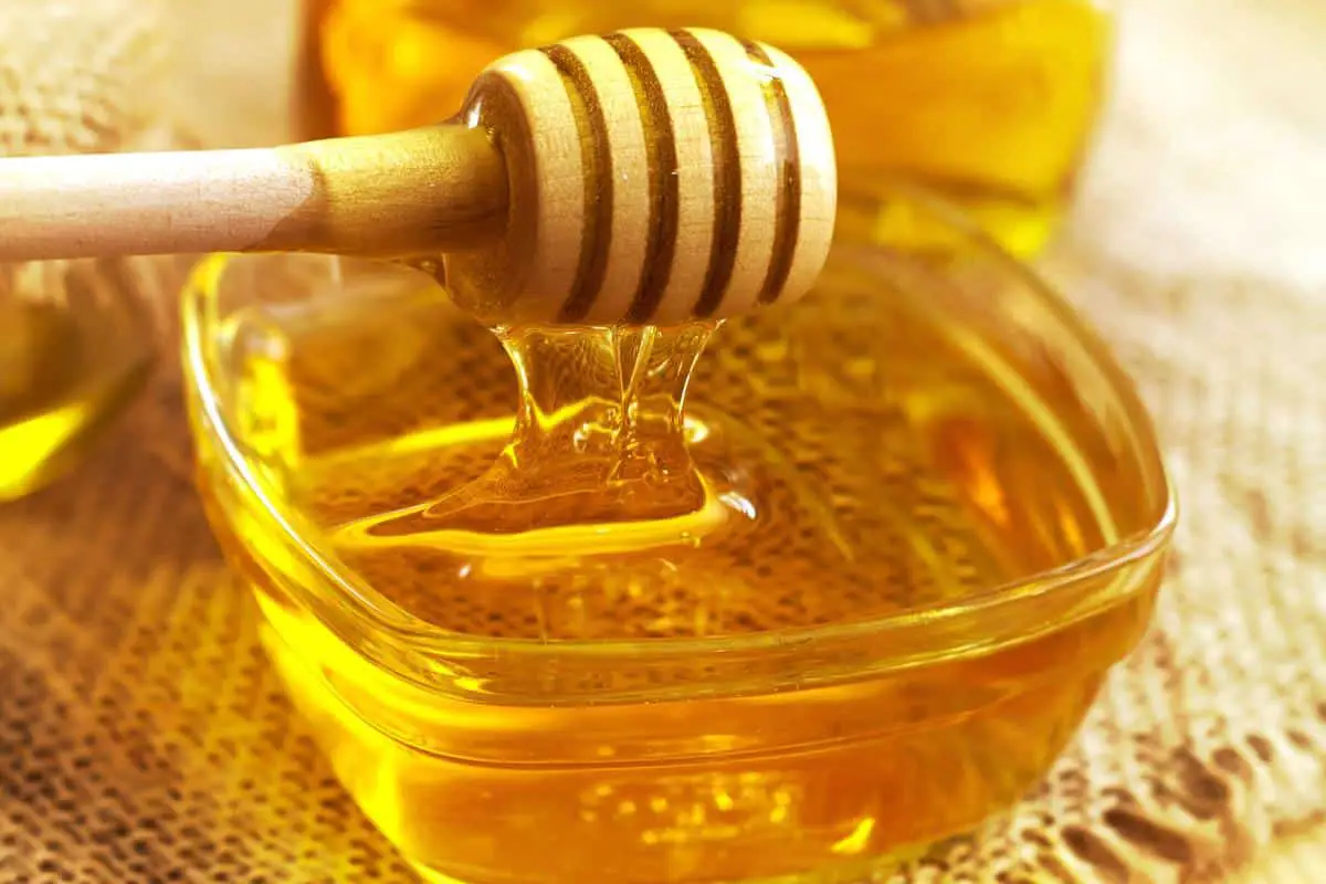 تجربتي مع عسل ألوانه
