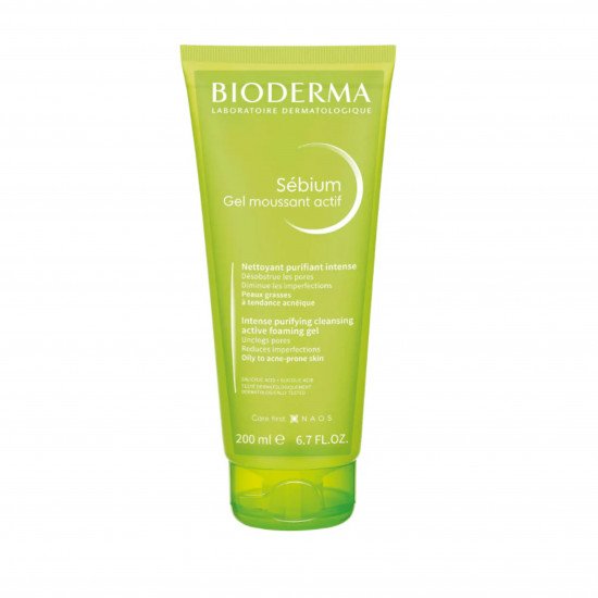 أفضل غسول للبشرة الدهنية وحب الشباب