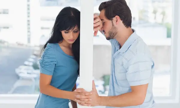 متى يشعر الرجل بقيمة حبيبته؟
