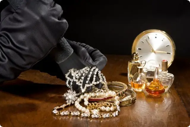 gold theft