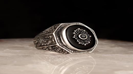 Какво је тумачење сна о сребрном прстену за Ибн Сирина?