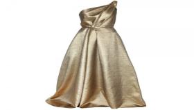 इब्न सिरीन आणि ज्येष्ठ विद्वानांच्या स्वप्नातील सोनेरी पोशाखाचे प्रतीक