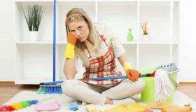 ما هو تفسير تنظيف البيت في المنام للعزباء لابن سيرين وتنظيف البيت بالماء في المنام للعزباء