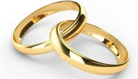 Find out the interpretation of a dream about wearing two gold rings for a single woman, according to Ibn Sirin